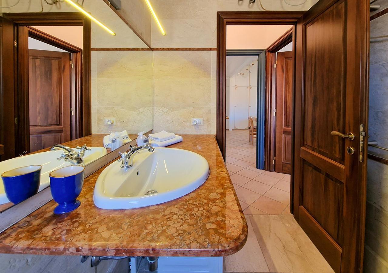 Murphy Holiday Home - Residenza Aldo Moro 02 La Maddalena  Zewnętrze zdjęcie