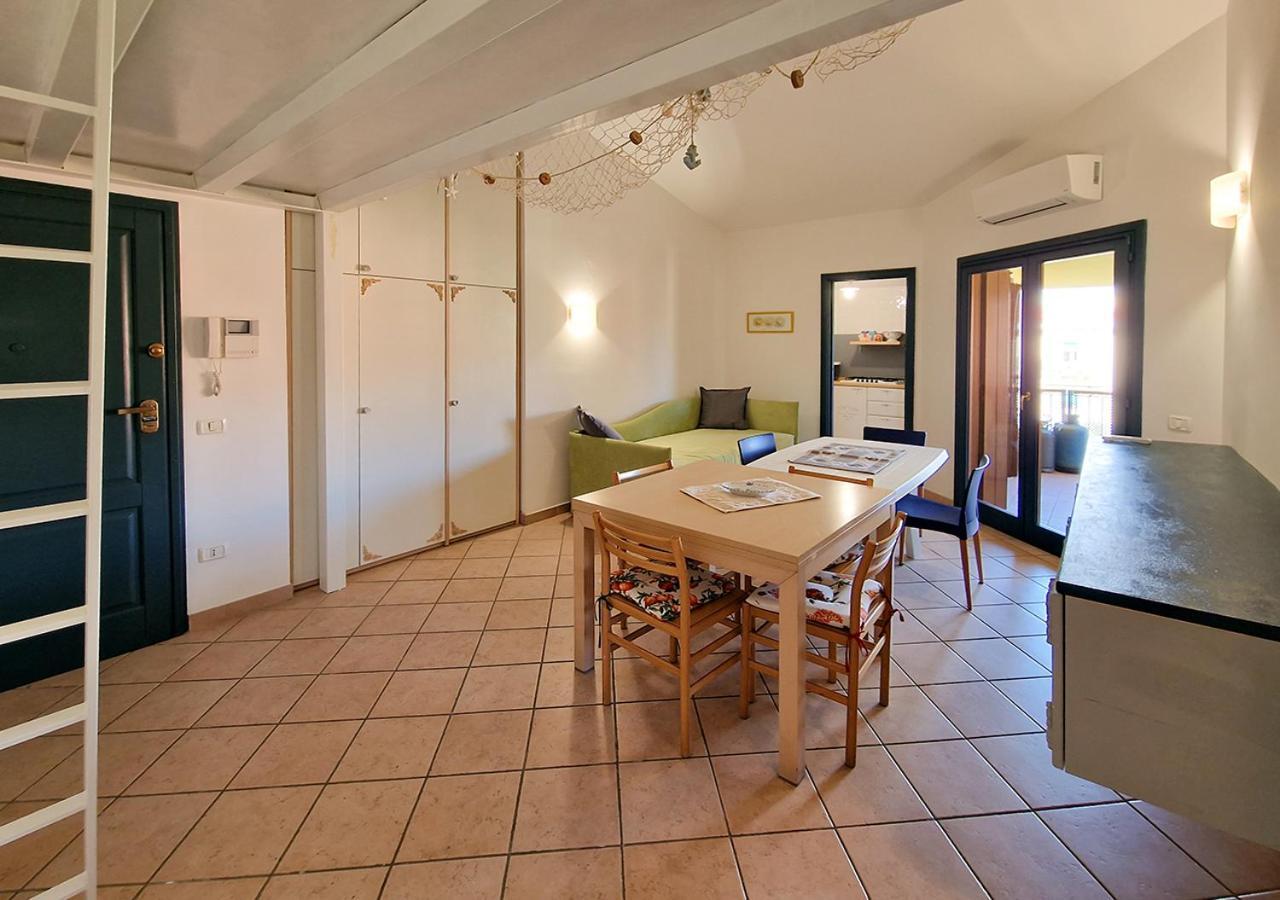Murphy Holiday Home - Residenza Aldo Moro 02 La Maddalena  Zewnętrze zdjęcie
